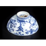 A LARGE 'BLUE AND WHITE' PORCELAIN BOWL China, 20th century