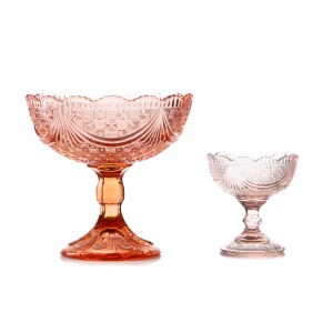 Fruitcake and goblet so-called Girlandy