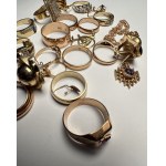 Zlaté výrobky, prsteny, náušnice, přívěsky atd. Au 583, hmotnost 91 gramů