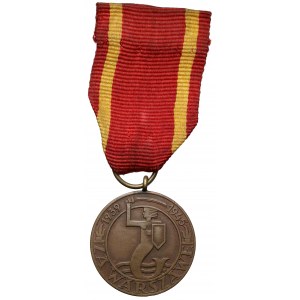 Medal za Warszawę 1939-1945 - pierwsza wersja 