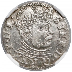 Stefan Batory, Trojak Ryga 1586 - wysoka korona - NGC AU58