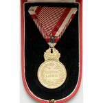 Military Merit Medal Signum Laudis in Bronze, Karl, in case