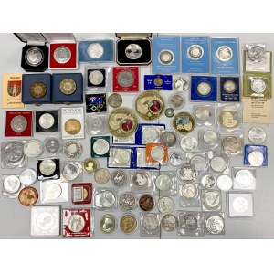 Pudełko z monetami i medalami MIX - dużo SREBRNYCH