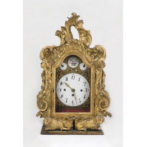 MANTEL CLOCK