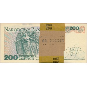Paczka bankowa 200 złotych 1988 -EL- 100 sztuk