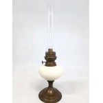 Vintage petrolejová lampa
