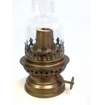 Klasická parafínová lampa