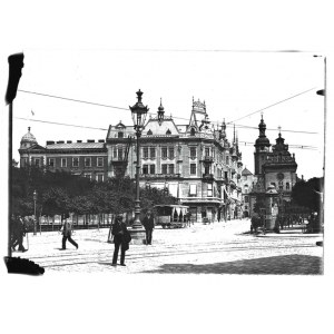 [Kostel svatého Ondřeje a bernardinský klášter - pohled a situační fotografie]. [počátek 20. století]....