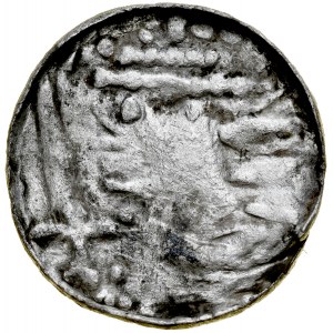 Bolesław Śmiały 1058-1079, Denar, typ królewski, Av.: Popiersie króla w koronie z kropek, w polu przed popiersiem miecz, za popiersiem trzy grube poziome kreski, Rv.: Trójkopułowa budowla, dwie boczne kule z dodatkowymi kreskami (jakby komety).