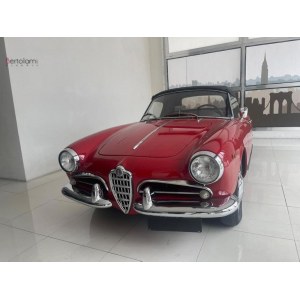 Alfa Romeo Giulietta Spider Short Wheelbase from 1958, second series.