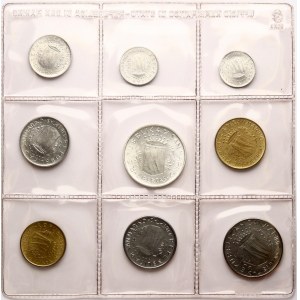 San Marino 1 - 500 Lire 1981 Set Lot of 9 Coins & Block Stamps