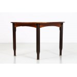Italian dining table, Round wooden dining table of Italian manufacture from the mid-20th century. Extensible wooden table wit﻿h 4 legs.