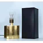 Vintage table lamp, Elegant table lamp with brass base and black shade.