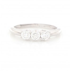 Pierścionek z 18 karatowego złota 0.56 ct diament