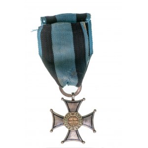 Krzyż Virtuti Militari, wykonanie moskiewskie - cienkie napisy