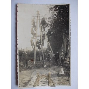 Czarnków, Czernikau, słup telegraficzny, pracownicy, ok. 1930