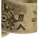 Pierścień z bursztynem, srebro, wyrób autorski (320)