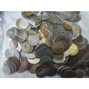Numismatic mystery box