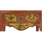Louis XV dresser in red lacquer and floral painted - Venice 18th century