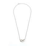 TYFFANY & Co: sterling silver necklace with bean pendant