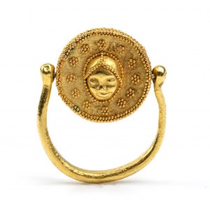 Yellow gold swivel ring, archaeological style