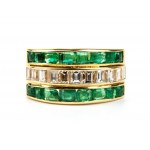 Diamond emerald gold ring