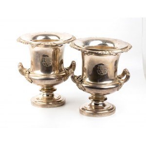 A pair of English sterling silver champagne ice buckets, London 1833, mark of EDWARD, EDWARD JUNIOR, JOHN & WILLIAM BARNARD