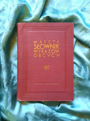 Michal Arct's dictionary of foreign words (1933 edition)