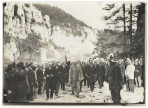 [MOŚCICKI Ignacy - Prezident počas návštevy Malopoľska, pobyt v Ojcove - situačná fotografia]. [VII 1929]...