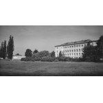 [RYDZYNA - zamek - fotografie widokowe]. [l. 80. XX w.]. Zestaw 4 fotografii form. ca 16x23,...