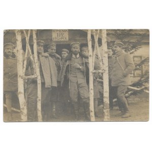 [LEGIONY Polskie - Komenda 1. Pułku Piechoty Legionów Polskich - fotografia zbiorowa]. [1914/1915]...