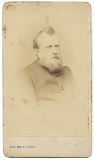 [DZIEDUSZYCKI Włodzimierz - portrait photographique]. [Années 60 du 19e siècle]. Forme de la photographie. 8,8x5,...