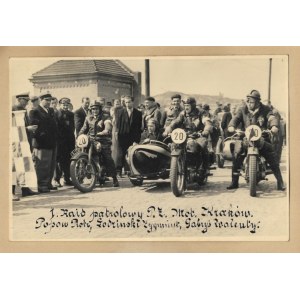 [SPORT motocyklowy - I. Raid patrolowy P. Z. Mot. Kraków - fotografia sytuacyjna]. [1930?]. Fotografia form. 11,...