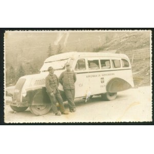 [MINIBUS przy Morskim Oku]. 1936.