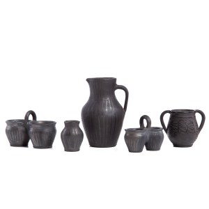 Set of gray ceramics