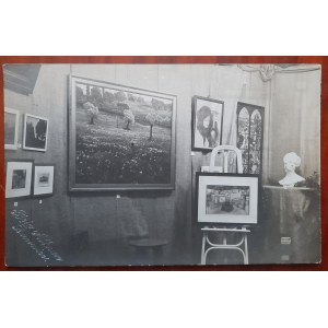 Sosnowiec.Výstava obrazů a soch