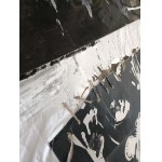 Joanna Łapuszek (1972-), Croix sur fond noir, 2003