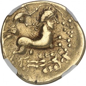 Aulerques Cénomans. Statère d’Or classe I, au personnage aux deux ailes ND (120-50 av. J.-C.).