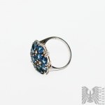 Udekorowany Naturalnymi Topazami London Blue 6.50 Ct i Białymi Szafirami 0.20 Ct Pierścionek, Srebro 925