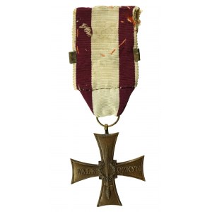 PSZnZ Krzyż Walecznych 1920 ze wstążką z okuciem (187)