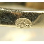 Pierścionek złoty z szafirami oraz rutami diamentowymi (37)