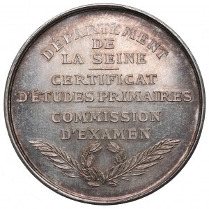 Francja, Medal ukończenia studiów