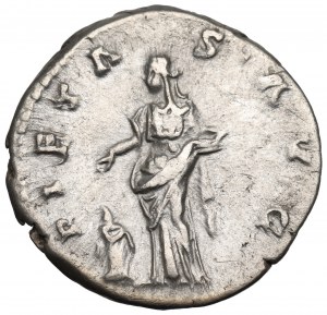 Římská říše, Faustina starší, posmrtný denár - PIETAS AVG