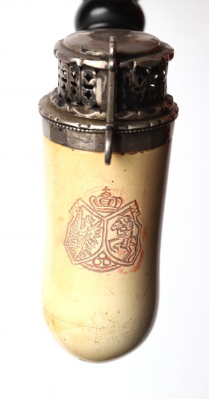 Poland under partitions(?), Patriotic pipe with two-field coat of arms