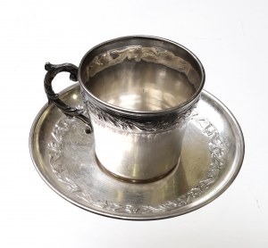 France, Tasse à café et soucoupe Art Nouveau 2e moitié du 19e siècle