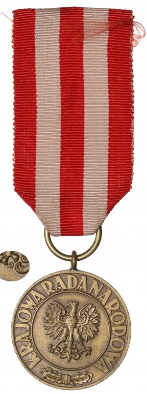 Third Republic, Victory and Freedom Medal - Mint.