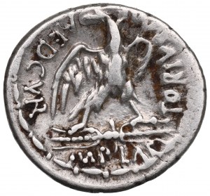 Římská republika, M. Plaetorius M.f. Cestianus (67 př. n. l.), denár