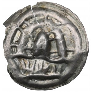 Henryk I Brodaty (1201-38) / Henryk II Pobożny (1238-41), Wrocław, brakteat, kopuła pod tęczą - rzadki