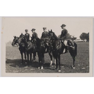 II RP, Fotografia Zawody Militari 1931 - 8 Pułk Ułanów