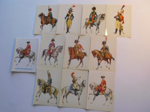 Ca 1970 - LES UNIFORMES Historiques. A COLLECTION of 10 military postcards in a case featuring Napoleon's army.